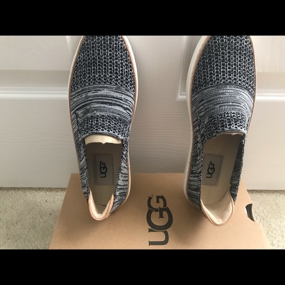 UGG loafers brand new - Picture 6 of 7